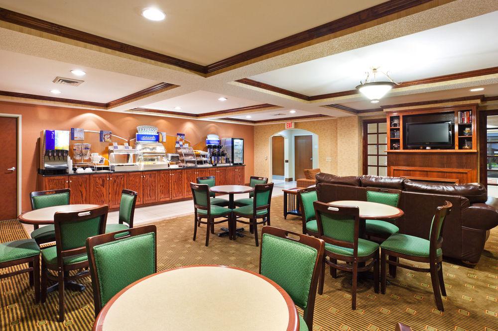 Holiday Inn Express & Suites Reidsville By Ihg Exterior foto