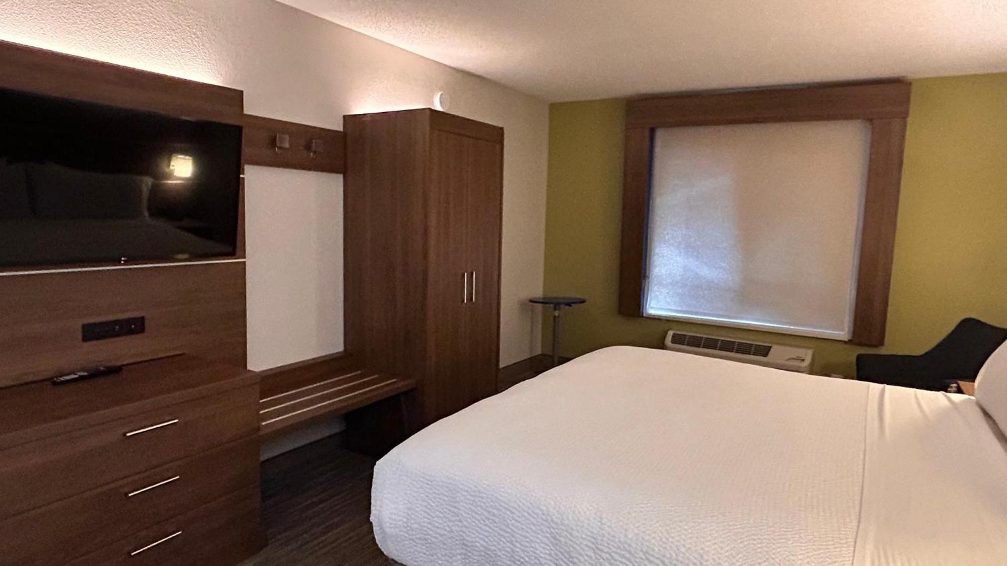 Holiday Inn Express & Suites Reidsville By Ihg Exterior foto